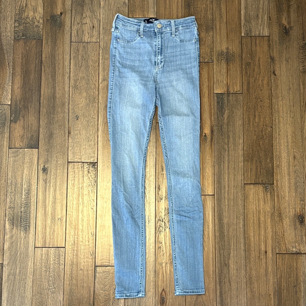 Hollister Ultra High Rise Skinny Jean Legging